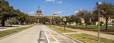 buses on campus